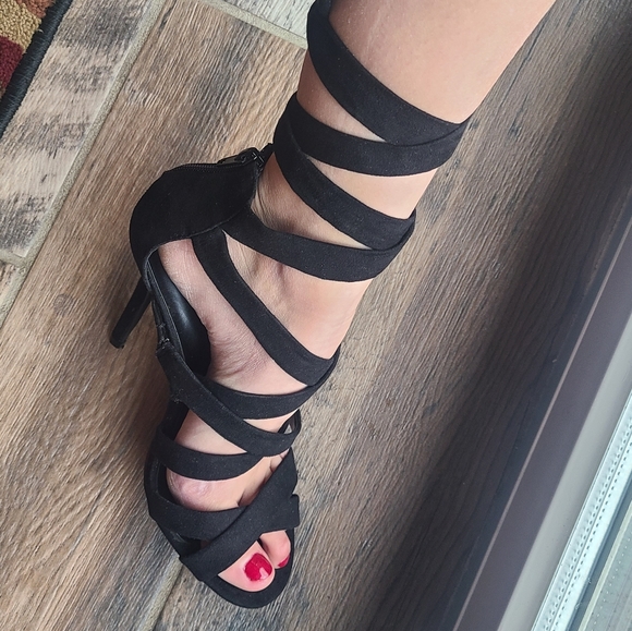 Wild Diva heels - Picture 6 of 9